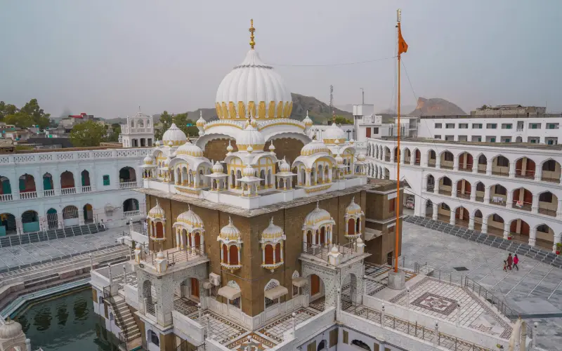 Gurdwara Punja Sahib tour